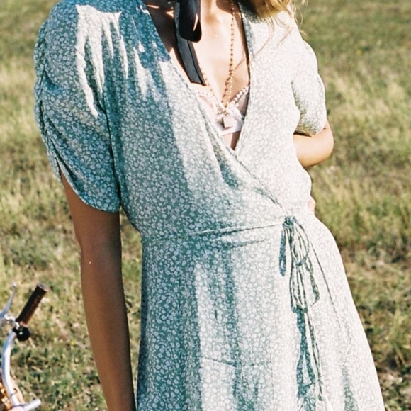 Faithful The Brand Chiara Midi Dress - Picture 1 of 5